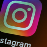 Instagram plant to launch Reels as separate app to counter tiktok here is detail TikTok को टक्कर देने के लिए Instagram का धांसू प्लान, Reels को अलग App के तौर पर किया जा सकता है लॉन्च