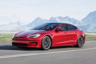 2021 Tesla Model S Plaid