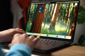The leaked M4 MacBook Pro, as shown in a video by YouTuber Romancev768.
