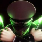 Raidou holding cylinders in Raidou Remastered: The Mystery of the Soulless Army