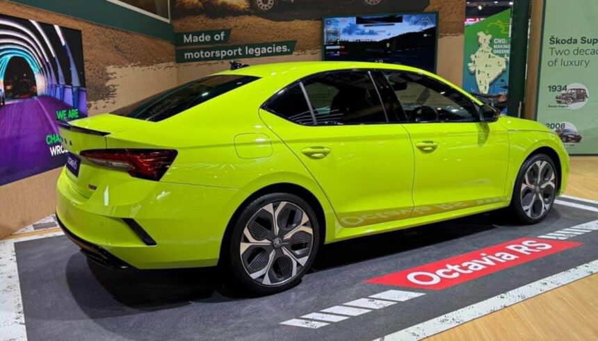 Skoda-Octavia-RS-Auto-Expo-2025-1.jpg