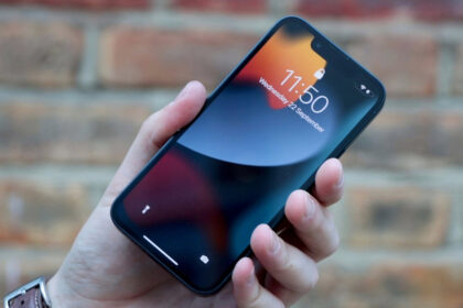 iPhone 13 mini