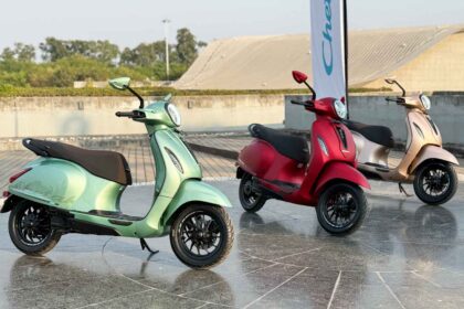 2025 bajaj chetak-3
