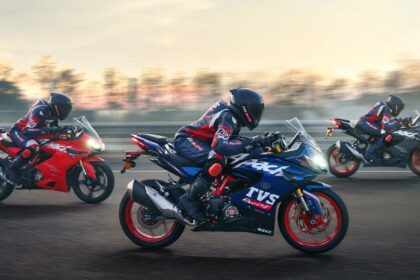 2025-tvs-apache-rr310-new-blue-colour.jpg