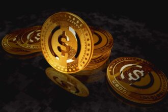 As legislation to create a regulatory framework for stablecoins progresses in the US Congress, major banks are reportedly discussing issuing a joint stablecoin that could potentially provide commercial clients with various benefits.