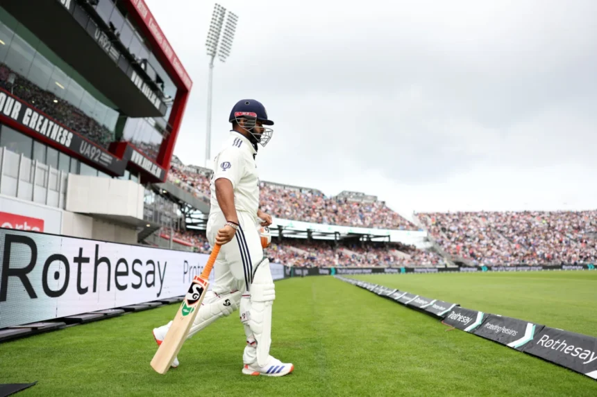 Rishabh Pant Comes Out To Bat With Fractured Foot