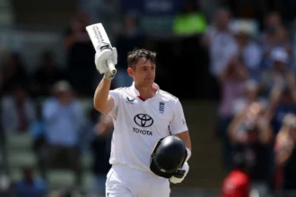 Top 5 fastest centuries by England batsmen in Test cricket