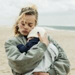 Lucie Fagedet as Tess in The Intruder