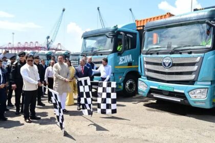 jnpa launches heavy ev trucks