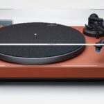 Front view of the Technics SL-40CBT turntable in terracotta