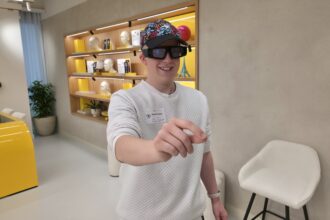 Hamish using the Snap Spectacles